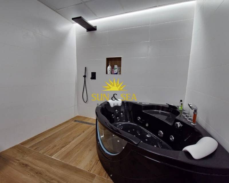 2 camera da letto Appartamento da affittare in Los Montesinos con piscina garage - 1.300 € (Rif: 7469158)