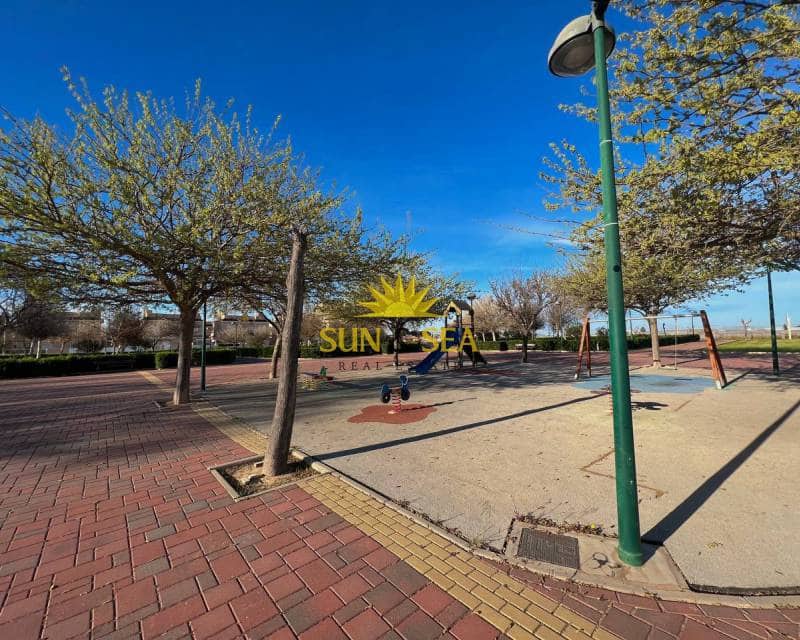 5 soveværelse Lejlighed til leje i Pilar de la Horadada med swimmingpool garage - € 2.300 (Ref: 7481053)