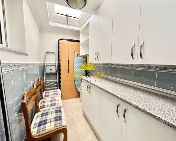 3 makuuhuone Huoneisto vuokrattavana paikassa El Chaparral, Torrevieja mukana uima-altaan 
autotalli - 1 200 € (Ref: 7493430)