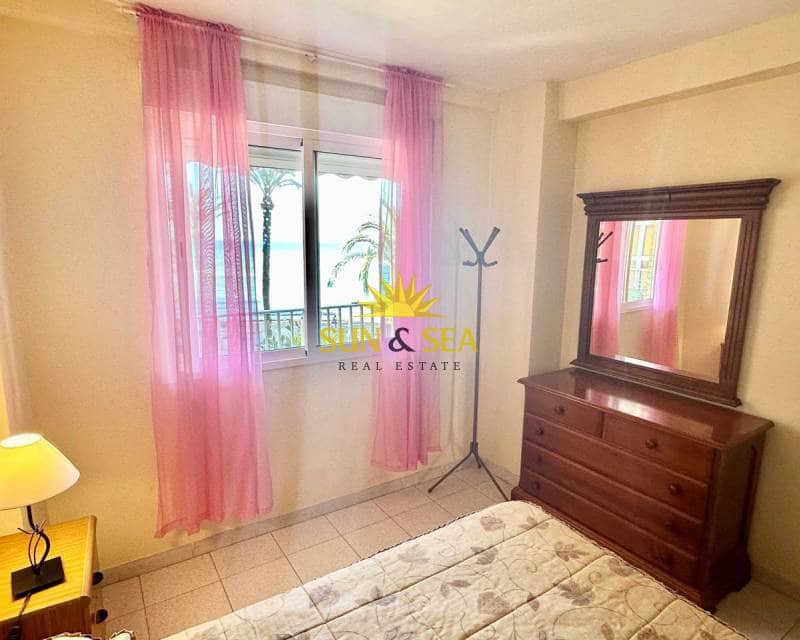 Appartement de 3 chambres à louer à Torrevieja - 800 € (Ref: 7495860)