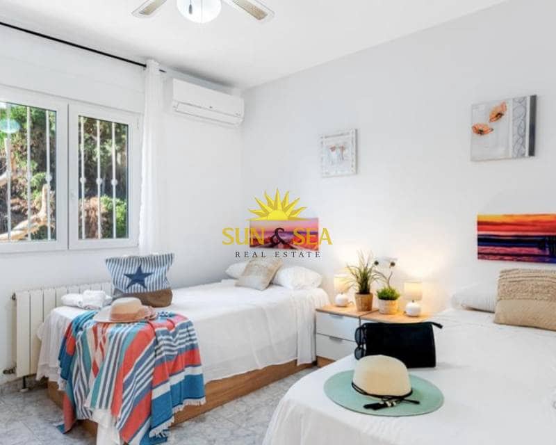 4 bedroom Villa for rent in Calpe / Calp with pool garage - € 3,000 (Ref: 7562241)