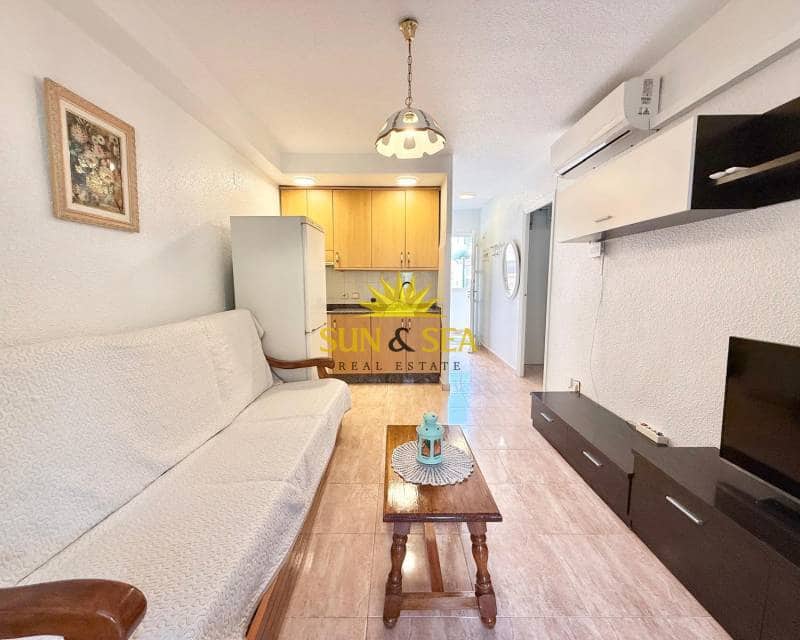 Appartement de 1 chambre à louer à Pilar de la Horadada avec piscine garage - 700 € (Ref: 7629431)