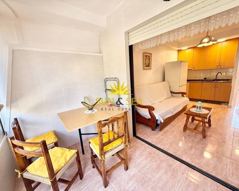 Appartement de 1 chambre à louer à Pilar de la Horadada avec piscine garage - 700 € (Ref: 7629431)