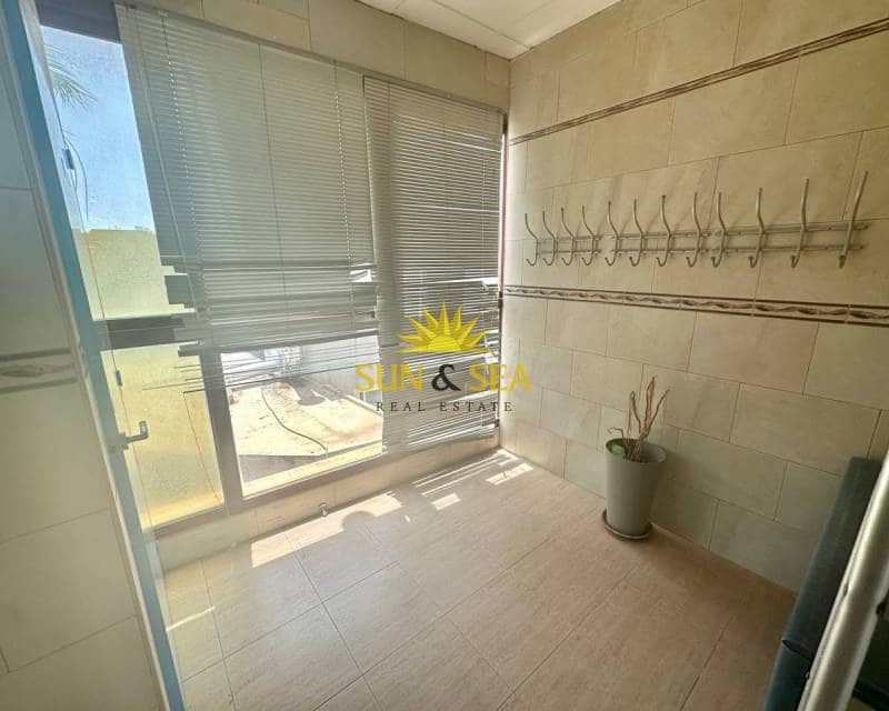 Commerciale da affittare in Los Balcones - 850 € (Rif: 7653309)