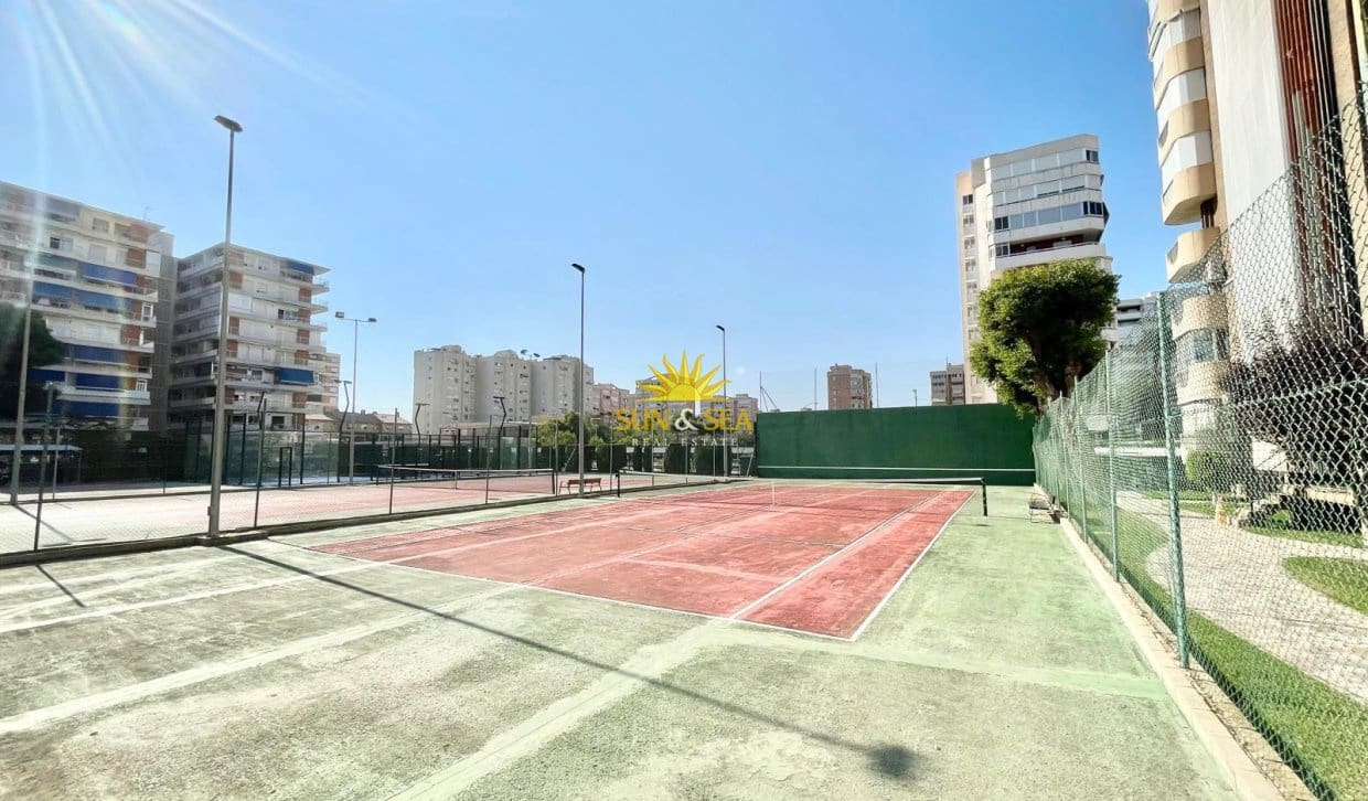 2 sypialnia Apartament do wynajęcia w Playa de San Juan z basenem garażem - 900 € (Ref: 7661055)