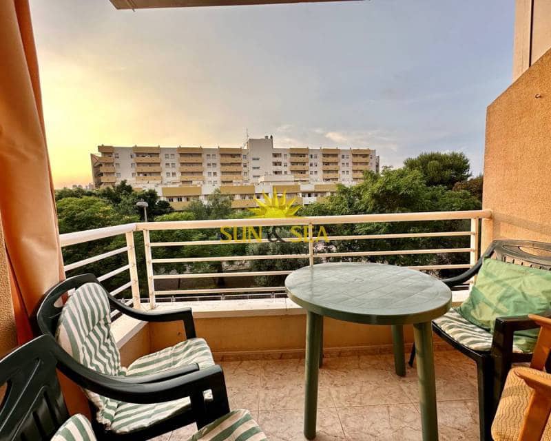 2 soverom Leilighet til leie i Torrevieja - € 800 (Ref: 7663014)