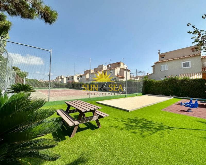 2 sovrum Lägenhet för semesterbostäder i Guardamar del Segura med pool garage - 550 € (Ref: 7682162)