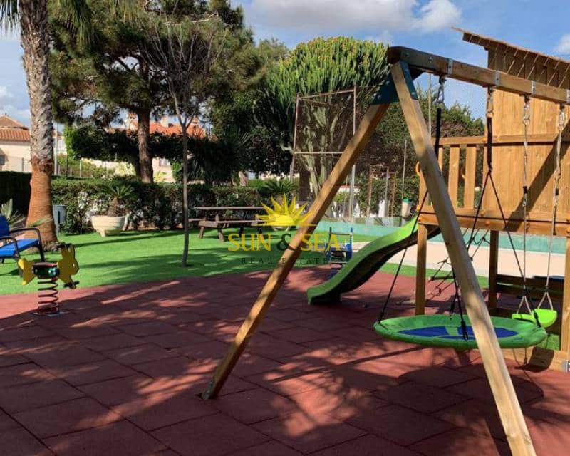 2 sovrum Lägenhet att hyra i Guardamar del Segura med pool garage - 750 € (Ref: 7688964)