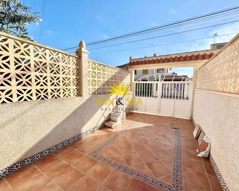 2 sovrum Lägenhet att hyra i Guardamar del Segura med pool garage - 750 € (Ref: 7688964)