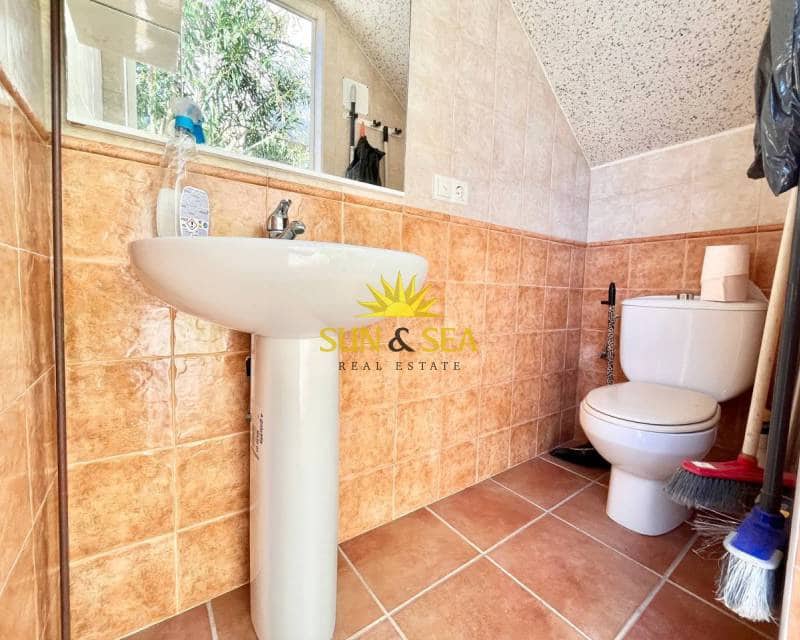 2 sovrum Lägenhet att hyra i Guardamar del Segura med pool garage - 750 € (Ref: 7688964)