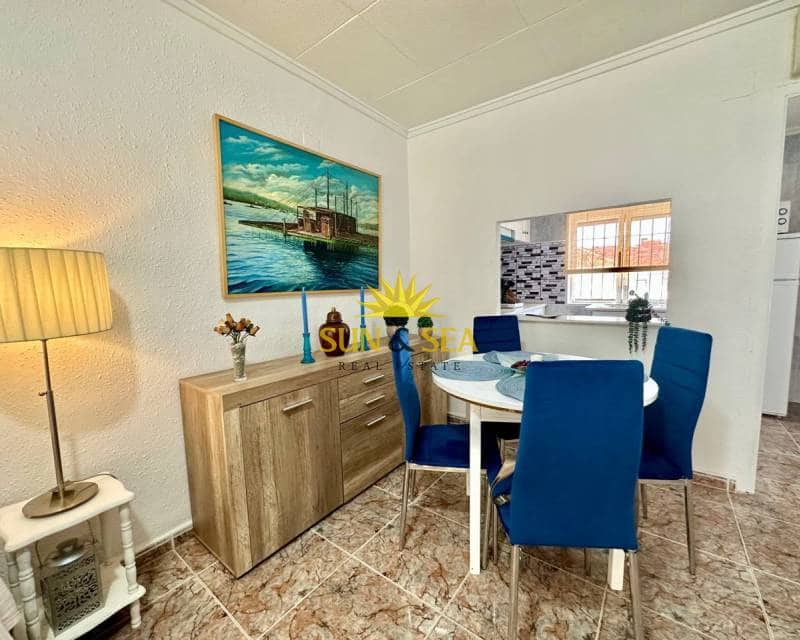 2 soveværelse Byhus til leje i Torrevieja - € 650 (Ref: 7727522)