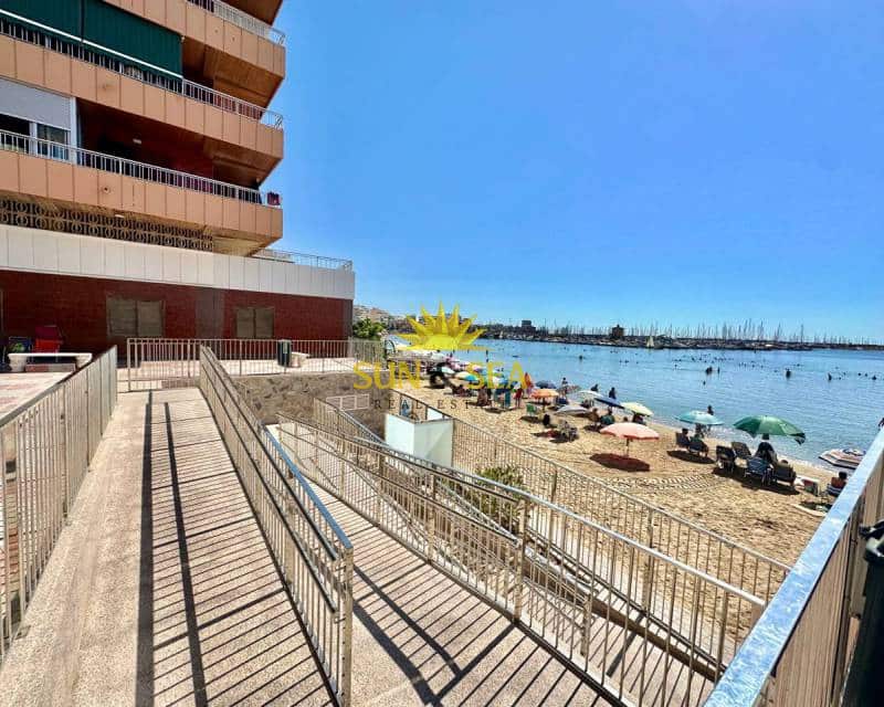 3 sypialnia Apartament na kwatery wakacyjne w Torrevieja z basenem - 1 100 € (Ref: 7749355)
