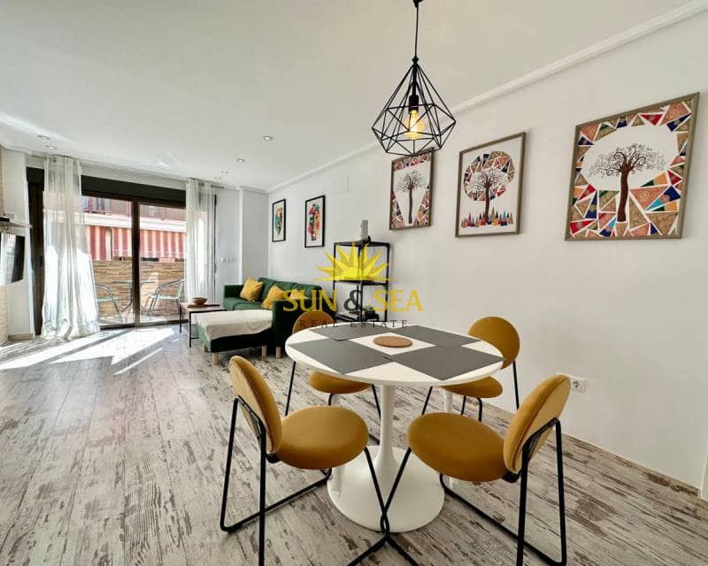 3 soveværelse Lejlighed til leje i Torrevieja - € 1.350 (Ref: 7776980)