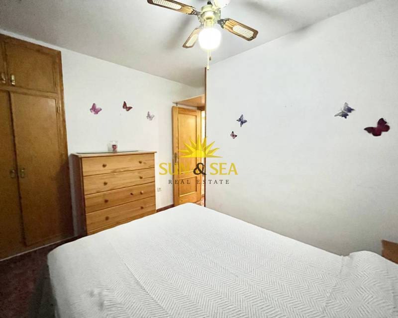 2 slaapkamer Appartement te huur in Torrevieja met zwembad - € 650 (Ref: 7776981)