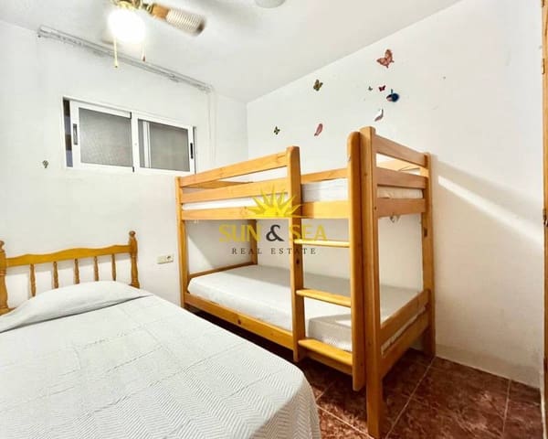 2 slaapkamer Appartement te huur in Nueva Torrevieja, Torrevieja met zwembad - € 650 (Ref: 7776981)