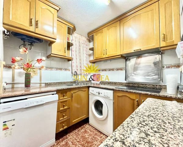 2 slaapkamer Appartement te huur in Nueva Torrevieja, Torrevieja met zwembad - € 650 (Ref: 7776981)