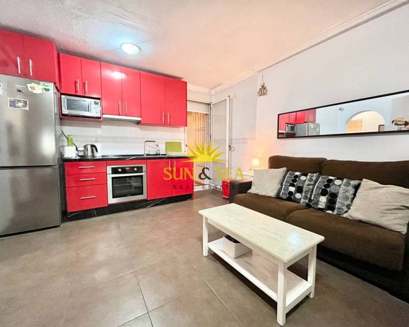 2 bedroom Apartment for rent in Los Balcones with pool garage - € 650 (Ref: 7784792)