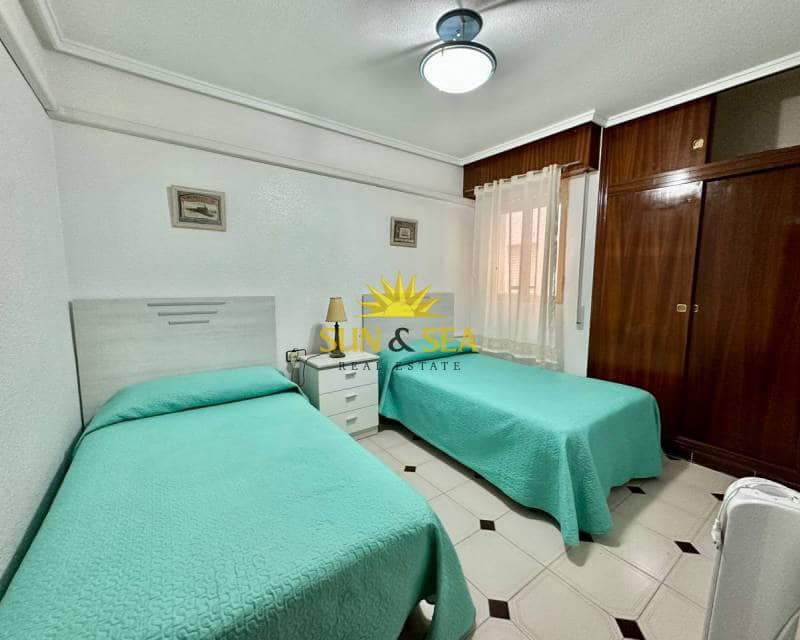 3 sypialnia Apartament do wynajęcia w Torrevieja z garażem - 1 100 € (Ref: 7784795)