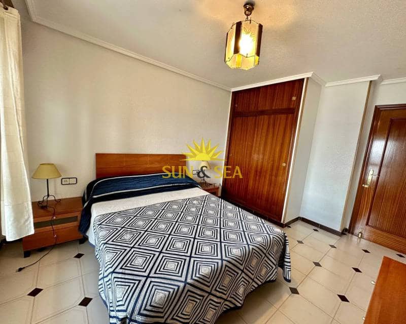 3 sypialnia Apartament do wynajęcia w Torrevieja z garażem - 1 100 € (Ref: 7784795)