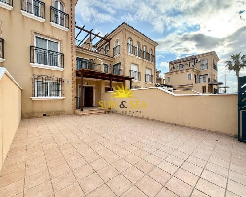 5 slaapkamer Villa te huur in Torre de la Horadada - € 1.750 (Ref: 7796240)