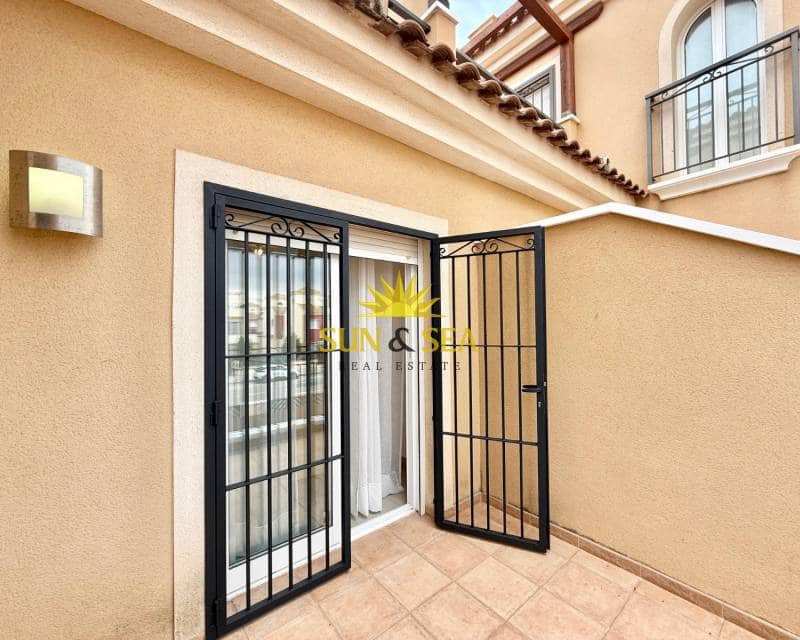 5 slaapkamer Villa te huur in Torre de la Horadada - € 1.750 (Ref: 7796240)