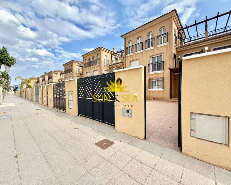 5 slaapkamer Villa te huur in Torre de la Horadada - € 1.750 (Ref: 7796240)