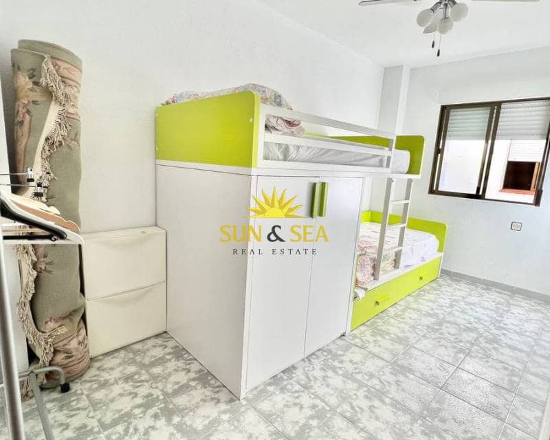 3 sypialnia Apartament do wynajęcia w Torrevieja z garażem - 1 500 € (Ref: 7798687)