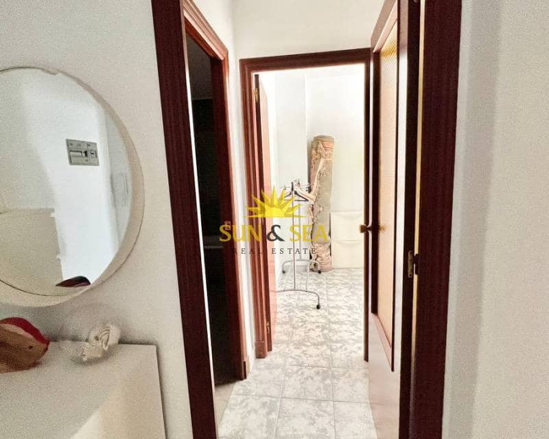 3 sypialnia Apartament do wynajęcia w Torrevieja z garażem - 1 500 € (Ref: 7798687)