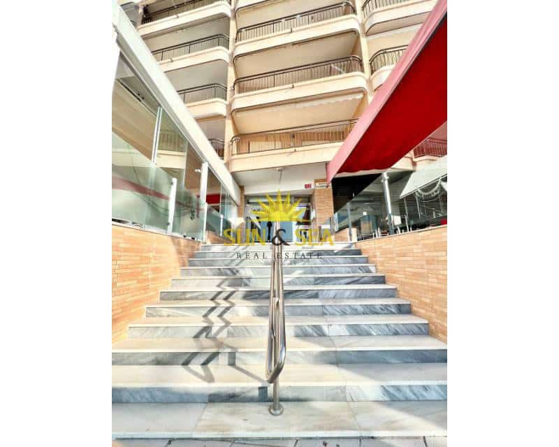 3 sypialnia Apartament do wynajęcia w Torrevieja z garażem - 1 500 € (Ref: 7798687)