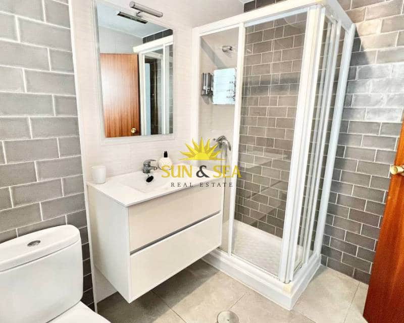 3 sypialnia Apartament do wynajęcia w Torrevieja z garażem - 1 500 € (Ref: 7798687)