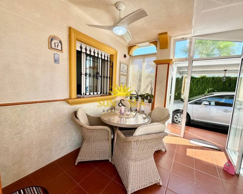 Casa de 2 habitaciones en La Zenia, Orihuela en venta con piscina 159