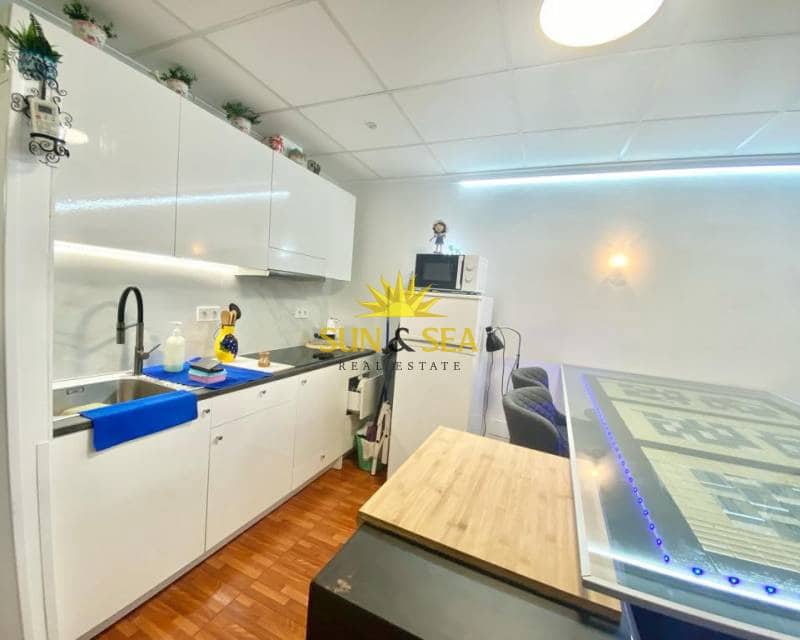 1 quarto Apartamento para arrendar em Torrevieja com garagem - 700 € (Ref: 7836186)