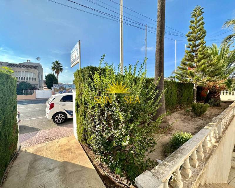 Kommersiell til leie i Torrevieja - € 850 (Ref: 7837881)