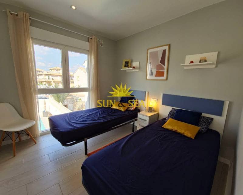 3 soveværelse Penthouse til leje i La Regia med swimmingpool garage - € 1.250 (Ref: 7844405)