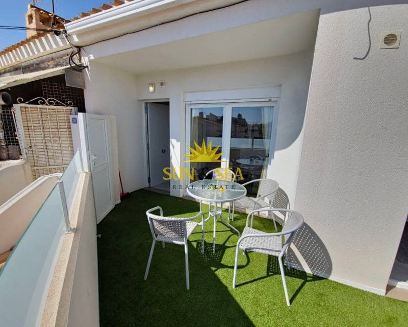 3 soveværelse Penthouse til leje i La Regia med swimmingpool garage - € 1.250 (Ref: 7844405)