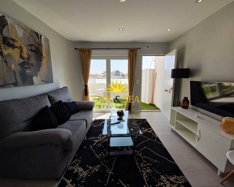 3 soveværelse Penthouse til leje i La Regia med swimmingpool garage - € 1.250 (Ref: 7844405)