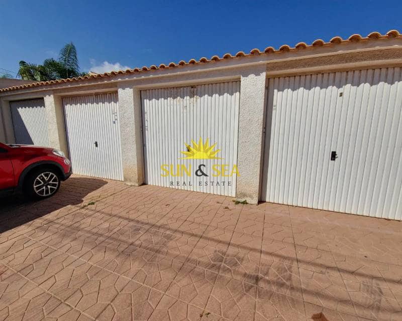 3 sovrum Hus att hyra i La Regia med pool garage - 1 300 € (Ref: 7846956)