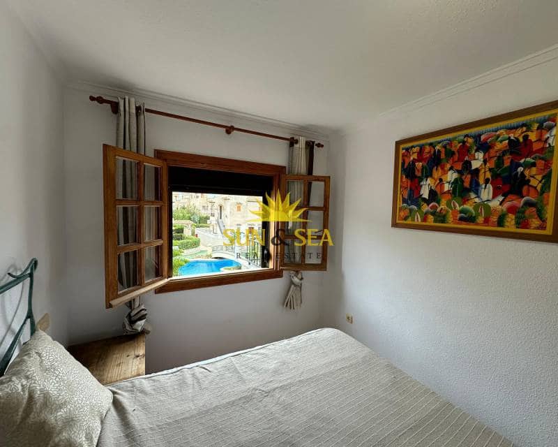 2 soveværelse Byhus til leje i Torrevieja med swimmingpool - € 900 (Ref: 7871544)