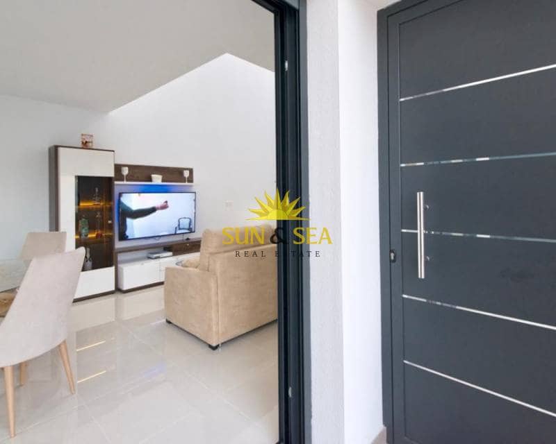 3 bedroom Villa for rent in Benijofar with pool garage - € 1,800 (Ref: 7875991)