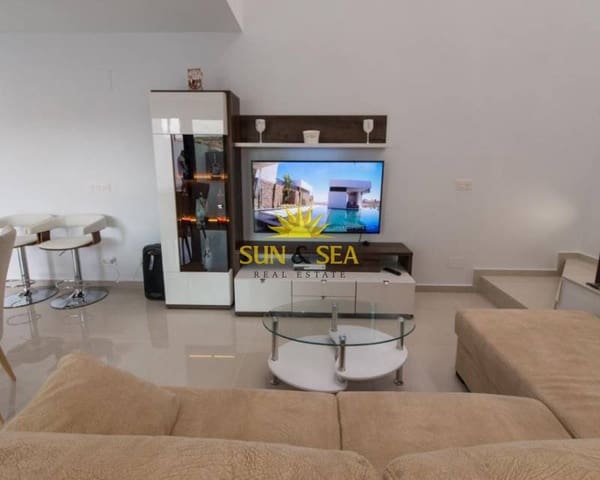 3 soveværelse Villa til leje i Benijófar med swimmingpool garage - € 1.800 (Ref: 7875991)