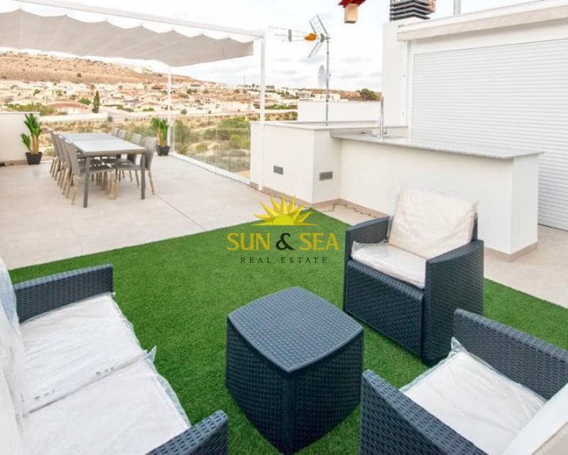 3 bedroom Villa for rent in Benijofar with pool garage - € 1,800 (Ref: 7875991)