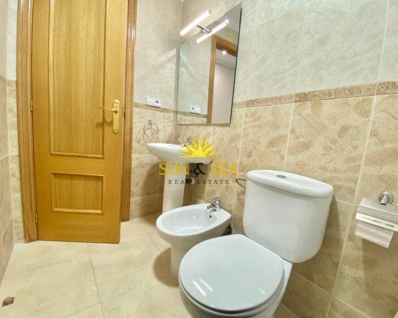 2 bedroom Apartment for rent in Torrevieja with pool - € 750 (Ref: 7890114)