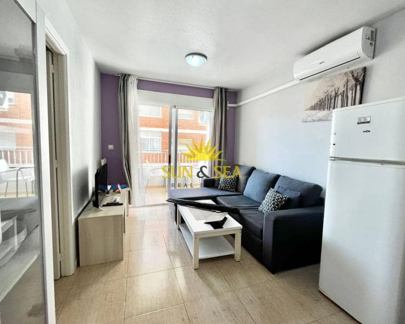 1 bedroom Apartment for rent in Torrevieja with pool - € 750 (Ref: 7911905)