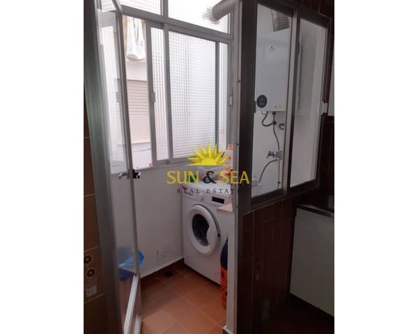 3 makuuhuone Huoneisto vuokrattavana paikassa Gaspar Perelló, Torrevieja - 800 € (Ref: 7933385)