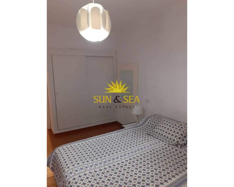 3 makuuhuone Huoneisto vuokrattavana paikassa La Mata - 800 € (Ref: 7933385)