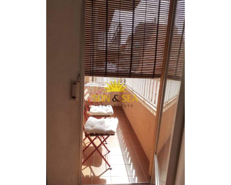 3 makuuhuone Huoneisto vuokrattavana paikassa La Mata - 800 € (Ref: 7933385)