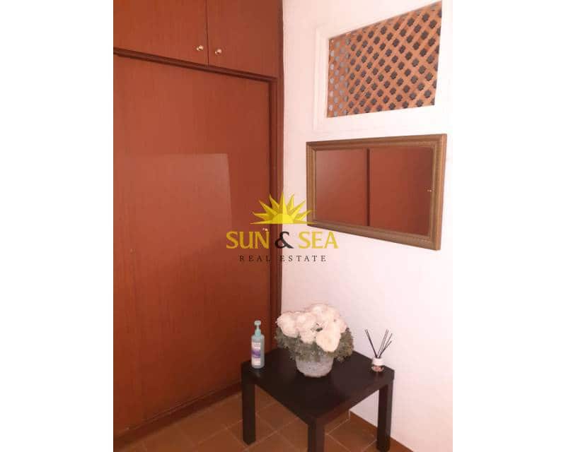 3 makuuhuone Huoneisto vuokrattavana paikassa La Mata - 800 € (Ref: 7933385)