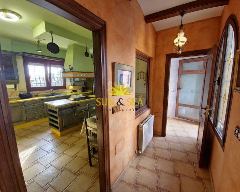 4 quarto Moradia para venda em San Miguel de Salinas com piscina - 990 000 € (Ref: 7951025)