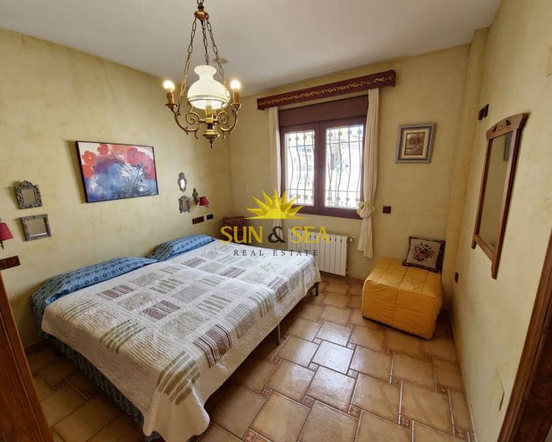 4 quarto Moradia para venda em San Miguel de Salinas com piscina - 990 000 € (Ref: 7951025)