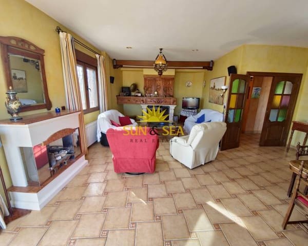 4 quarto Moradia para venda em San Miguel de Salinas com piscina - 990 000 € (Ref: 7951025)